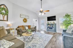 Family Escape W/Pool&Land 8615 Lane Road, Lascassas, TN - Image 2