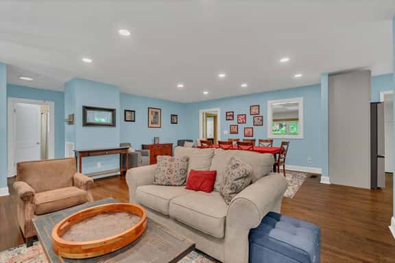 4bdr near MTSU/City Square 303 1st Avenue, Murfreesboro, TN - Image 1