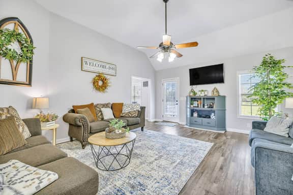 Family Escape W/Pool&Land 8615 Lane Road, Lascassas, TN - Image 2